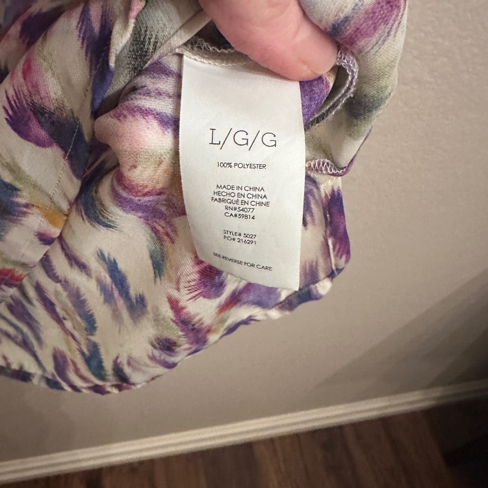 CAbi Multicolor Feather Print Short Sleeve Top - Picture 6 of 6